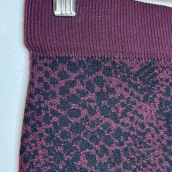 Express x Negin Mirsalehi Snakeskin Print Sweater Skirt Womens XS Pencil Office - Picture 2 of 6